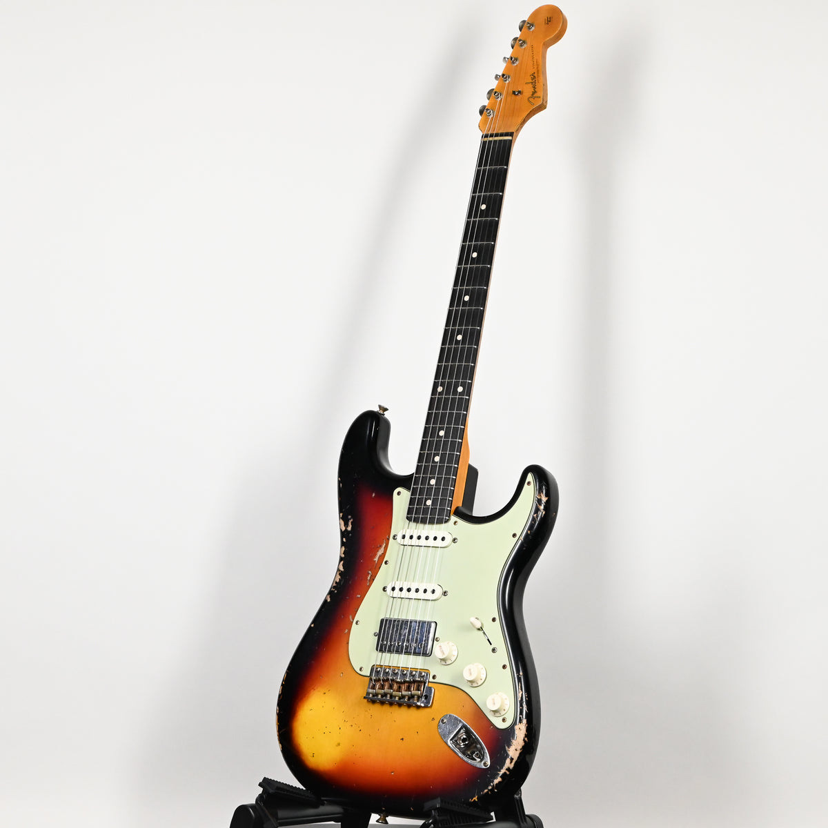Fender Custom Shop '62 Stratocaster HSS w/ Alder Body, Heavy Relic- 3 Color Sunburst 2026 (R151620)