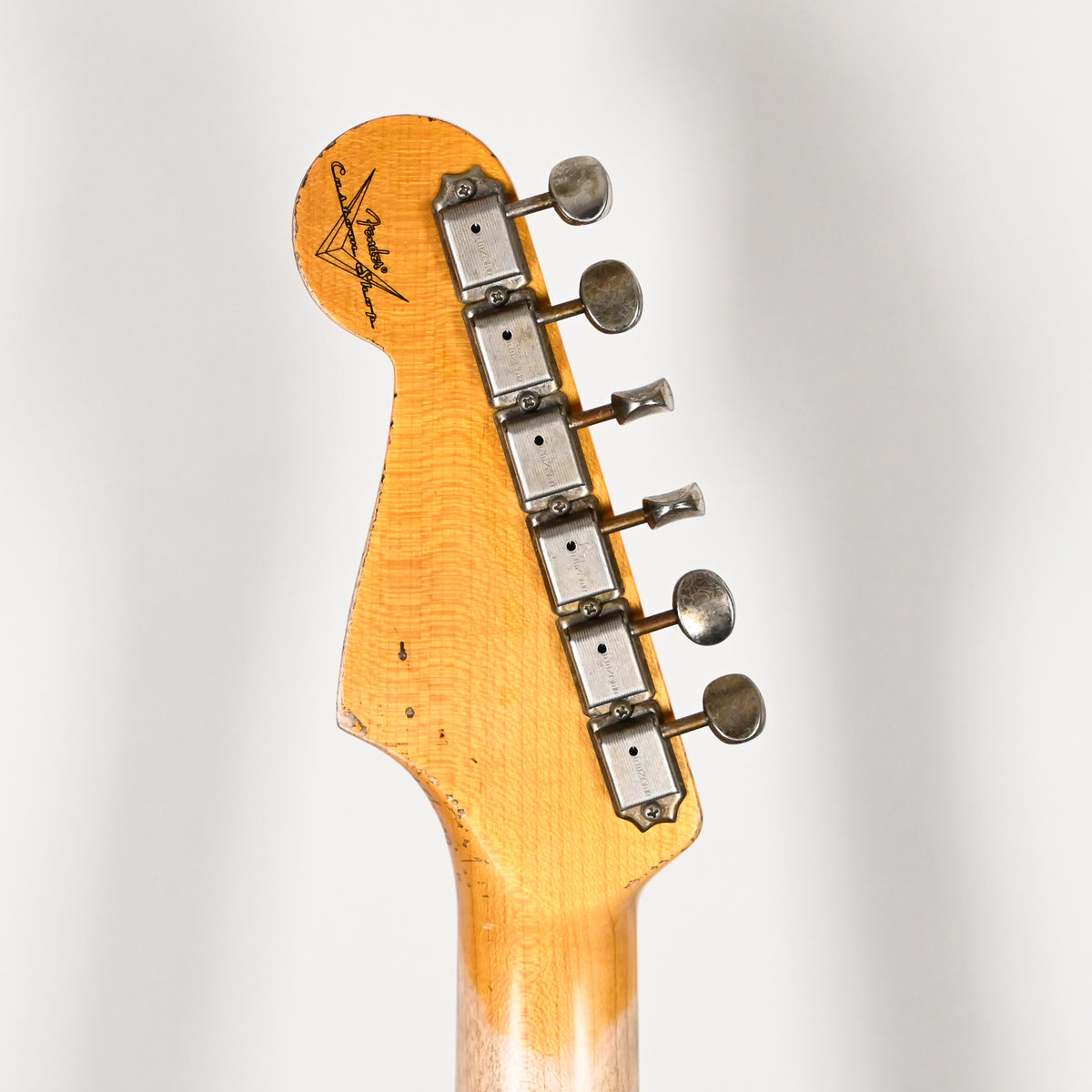 Fender Custom Shop '62 Stratocaster HSS w/ Alder Body, Heavy Relic- 3 Color Sunburst 2026 (R151620)