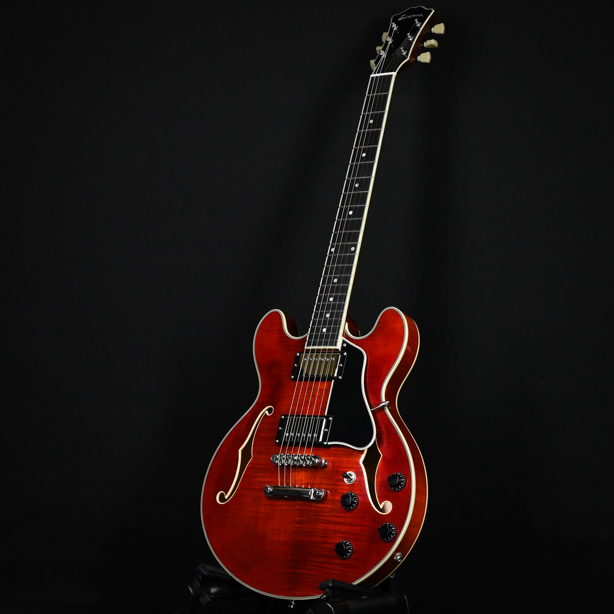 Eastman T484 Thinline Semi-Hollowbody Electric Guitar- Classic 2026 (P2500663)