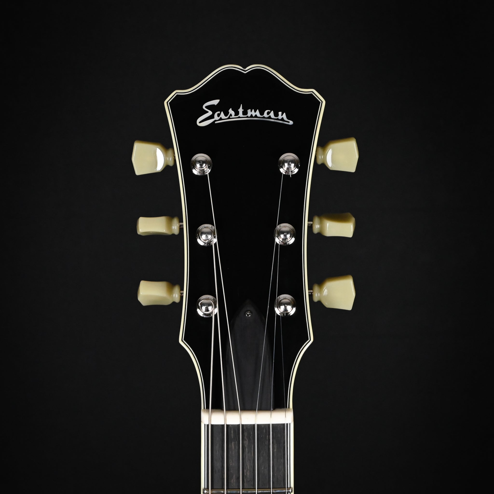 Eastman T484 Thinline Semi-Hollowbody Electric Guitar- Classic 2026 (P2500663)