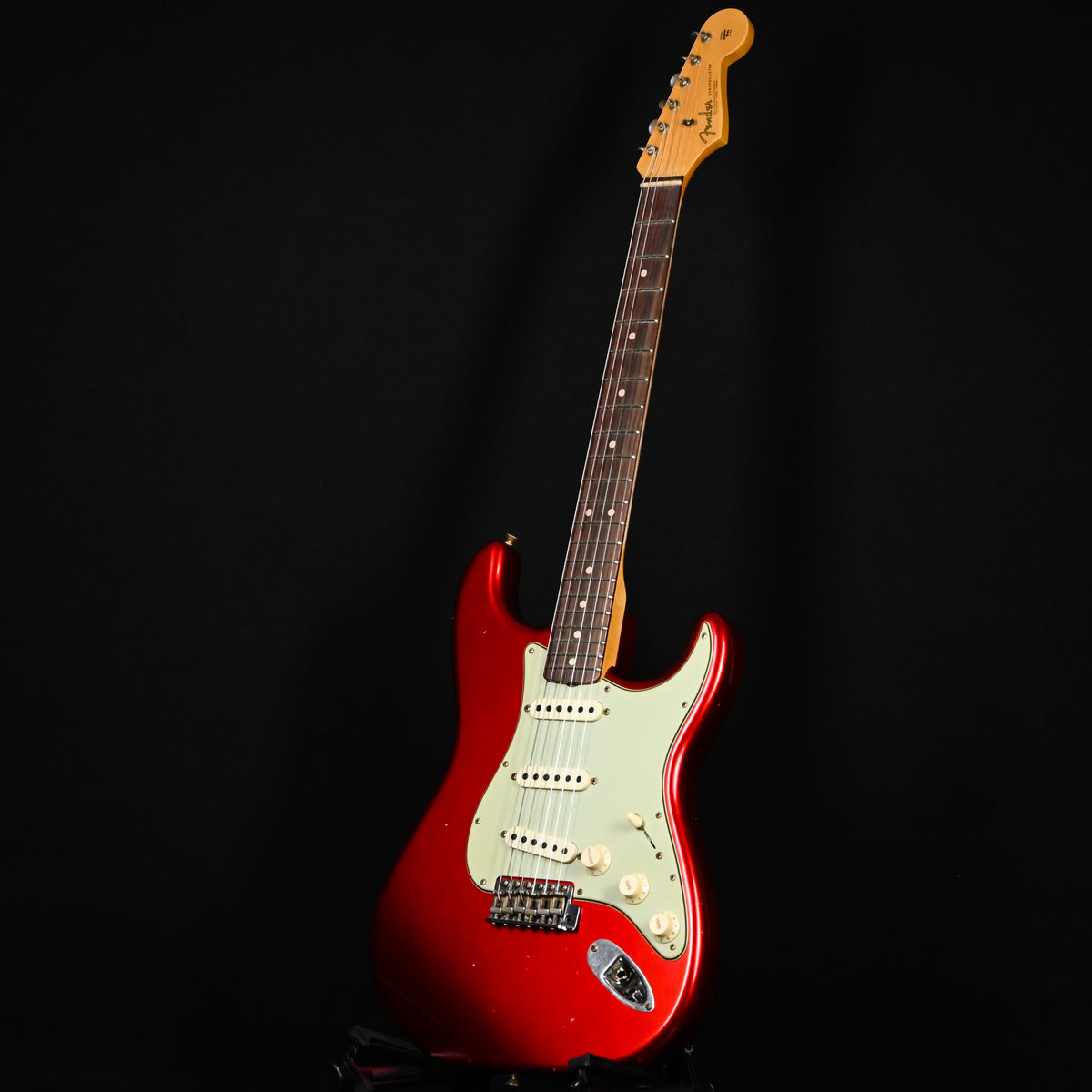 Fender Custom Shop Limited Edition '63 Stratocaster Journeyman- Aged Candy Apple Red 2026 (CZ589547)