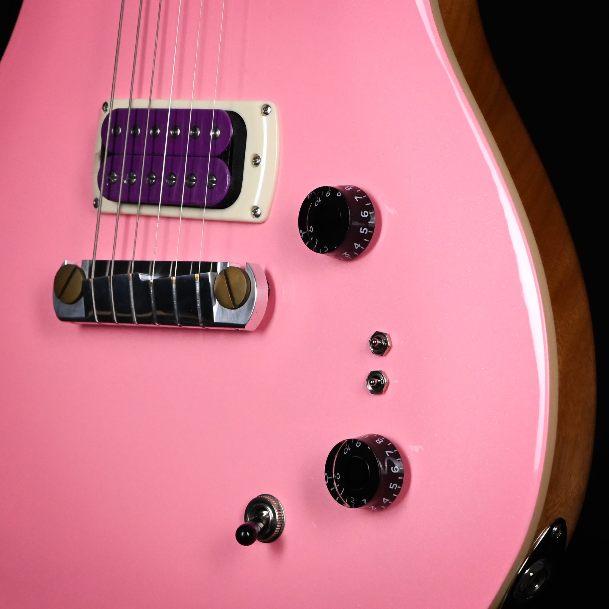 PRS SE Rock Lady Limited Edition- Pearl Pink/ Natural Back 2026 (CTII008822)