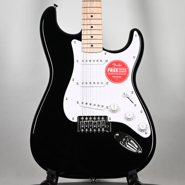 Squier-Fender Sonic Starter Pack- Black (CRNH24002978)