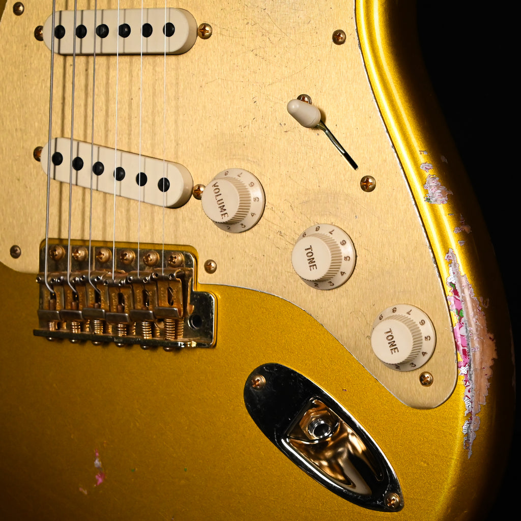 Fender Custom Shop 1962 Stratocaster w/ Gold Hardware Heavy Relic- Frost Gold/ Pink Paisley 2025 (R139222)