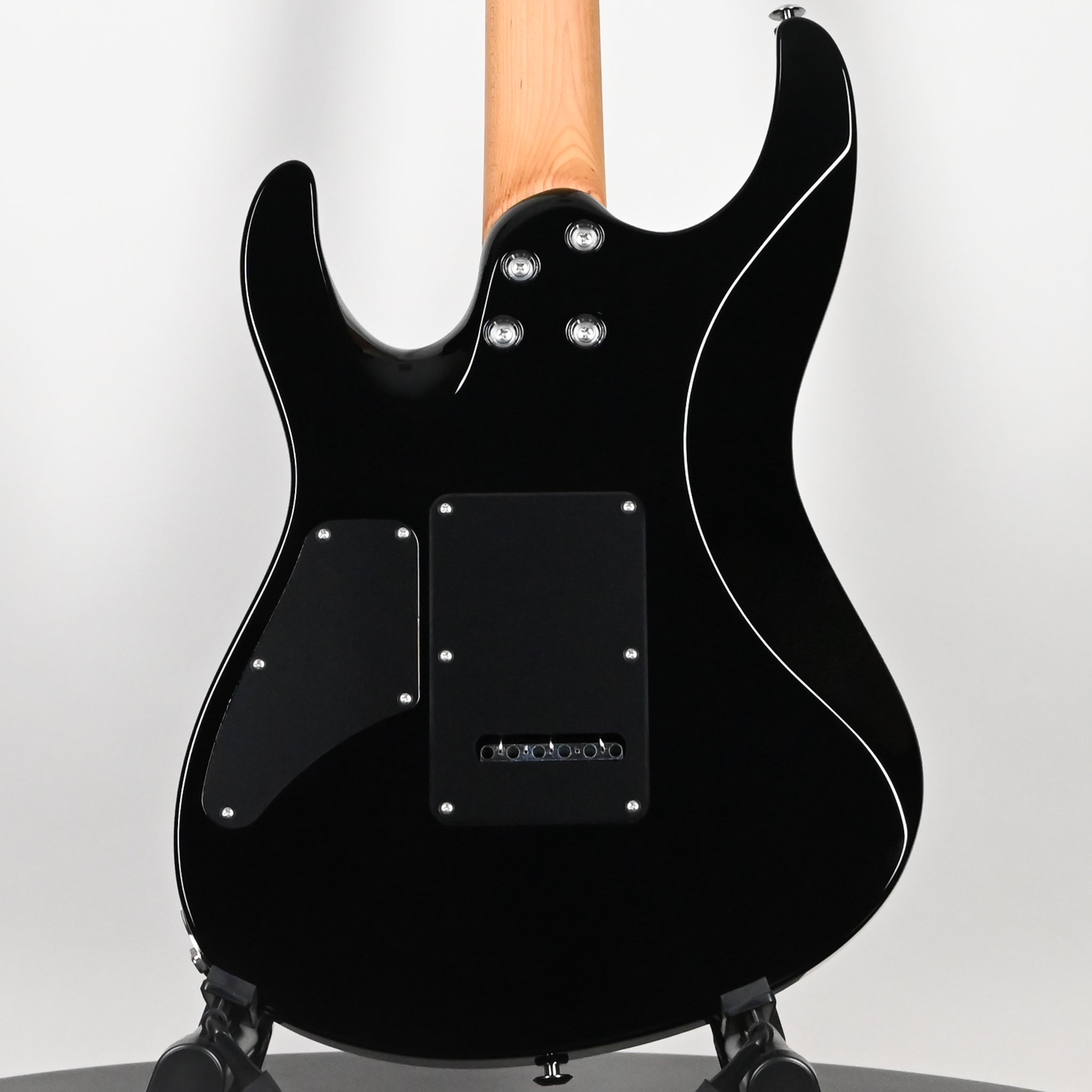 Suhr Modern Plus Electric Guitar- Chili Pepper Red 2026 (93558)