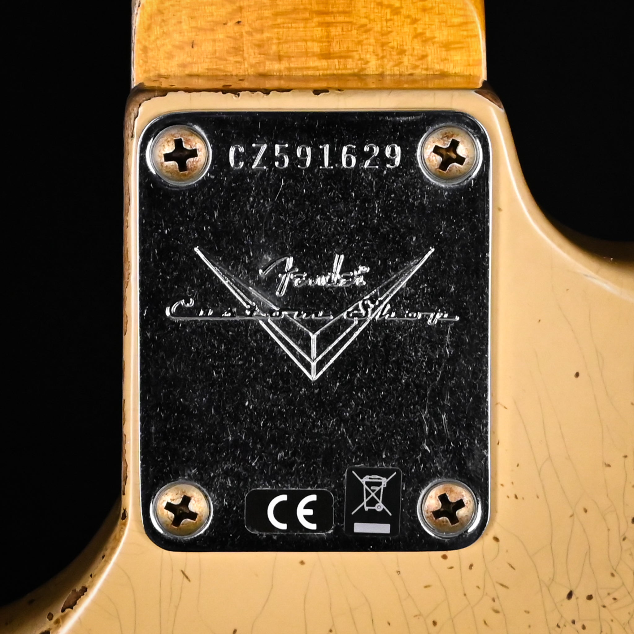 Fender Custom Shop 1962 Bass VI Super Heavy Relic- Super Aged Dessert Sand 2026 (CZ591629)