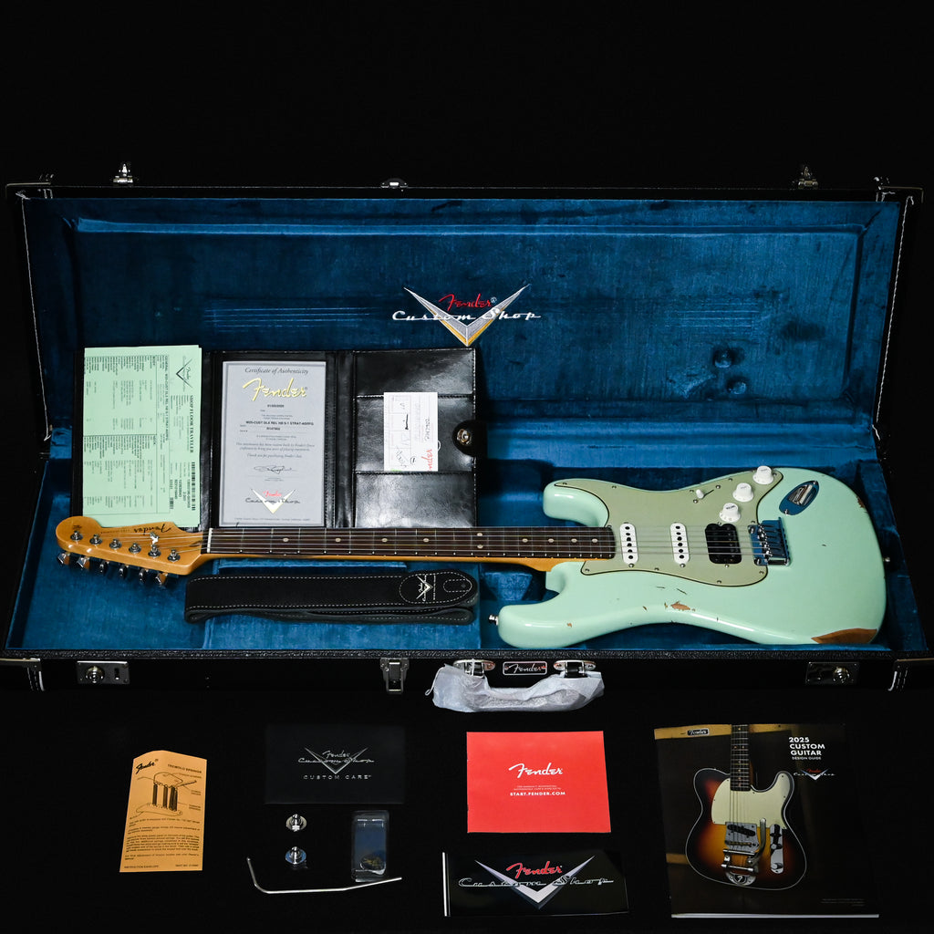 Fender Custom Shop Custom Deluxe Stratocaster w/ Seymour Duncan SH4B Humbucker, Relic/ Closet Classic Hardware- Aged Surf Green 2026 (R147902)
