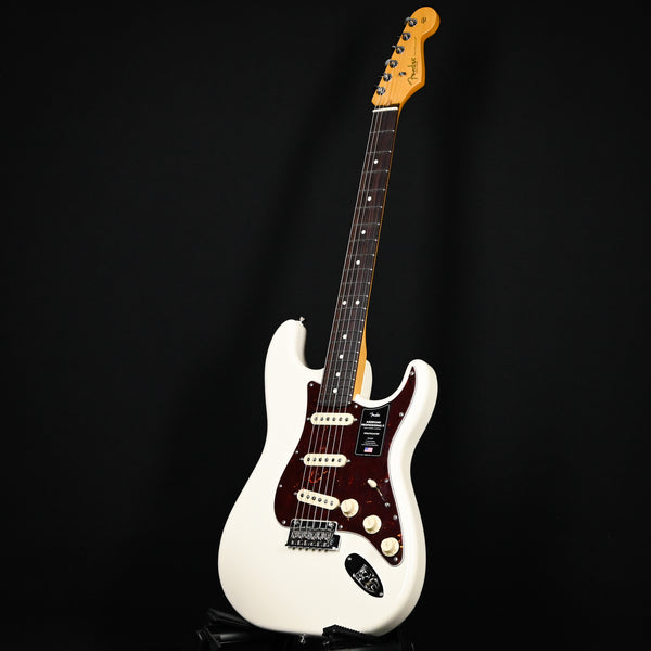 Fender American Professional II Stratocaster- Olympic White (US240042847)