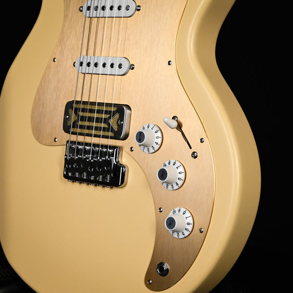 Eastman Fullertone DC '62 Electric Guitar- Desert Sand 2026 (F2501650)