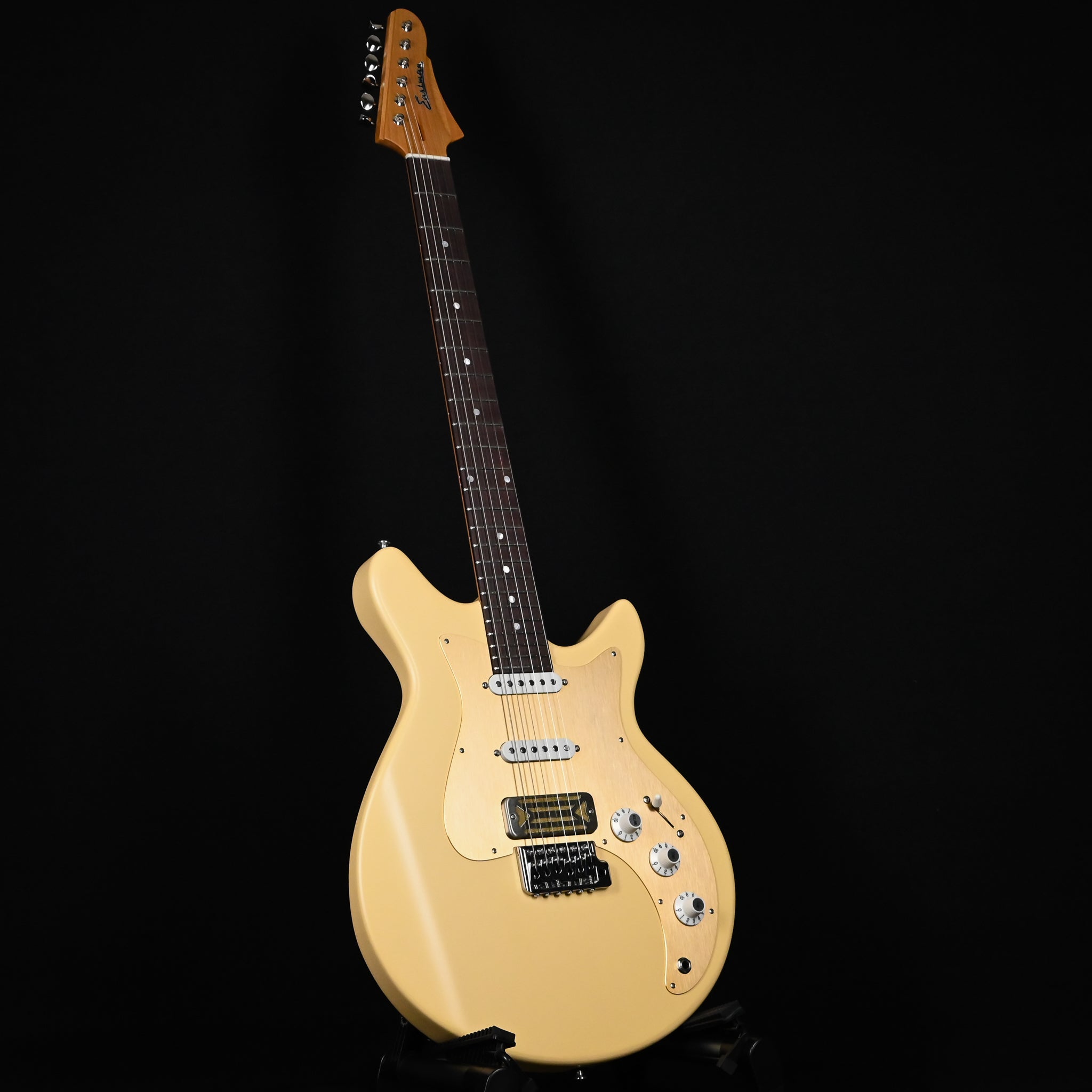 Eastman Fullertone DC '62 Electric Guitar- Desert Sand 2026 (F2501650)