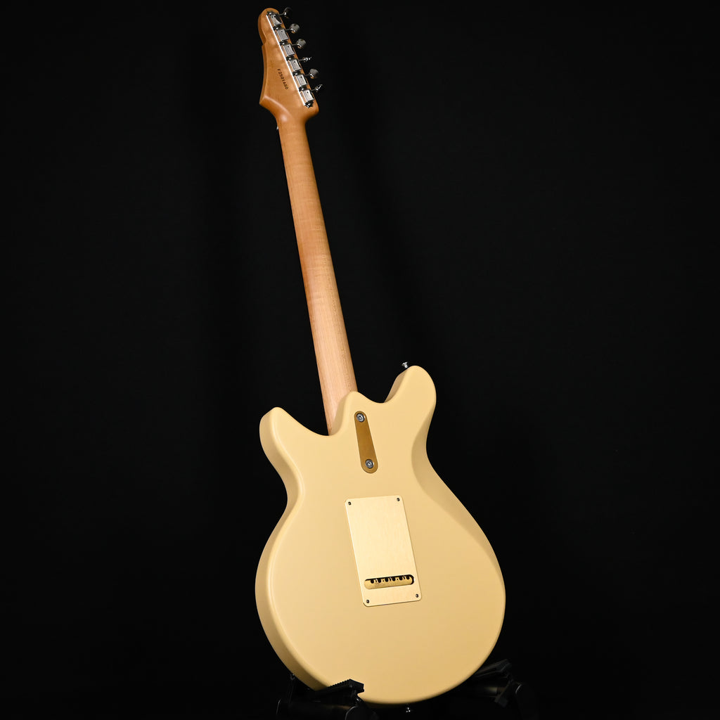 Eastman Fullertone DC '62 Electric Guitar- Desert Sand 2026 (F2501650)