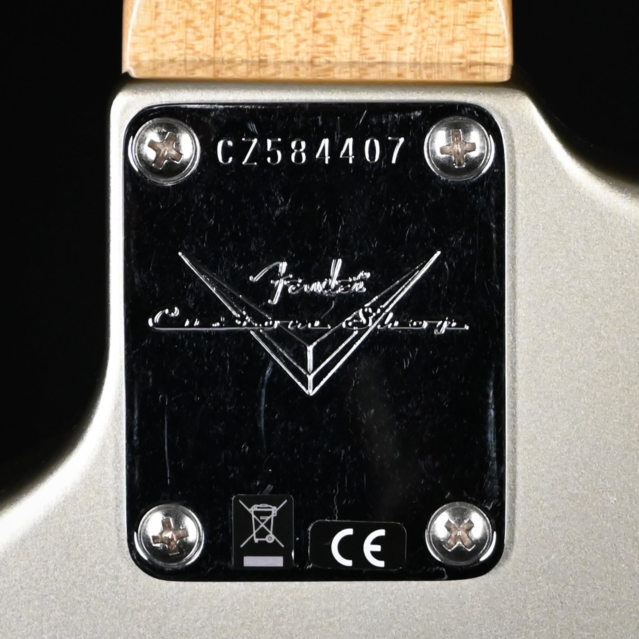 Fender Custom Shop '63 Jaguar Deluxe Closet Classic- Aged Inca Silver 2025 (CZ584407)