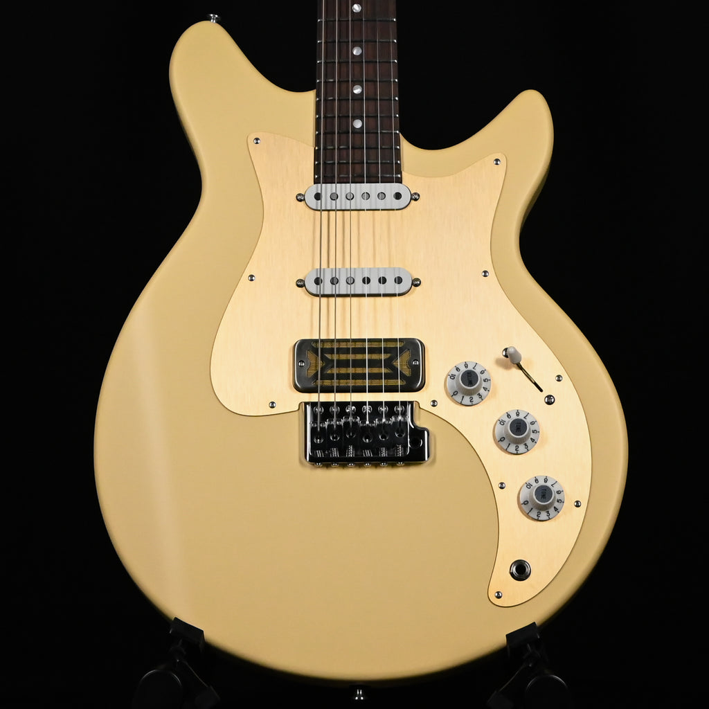 Eastman Fullertone DC '62 Electric Guitar- Desert Sand 2026 (F2501655)