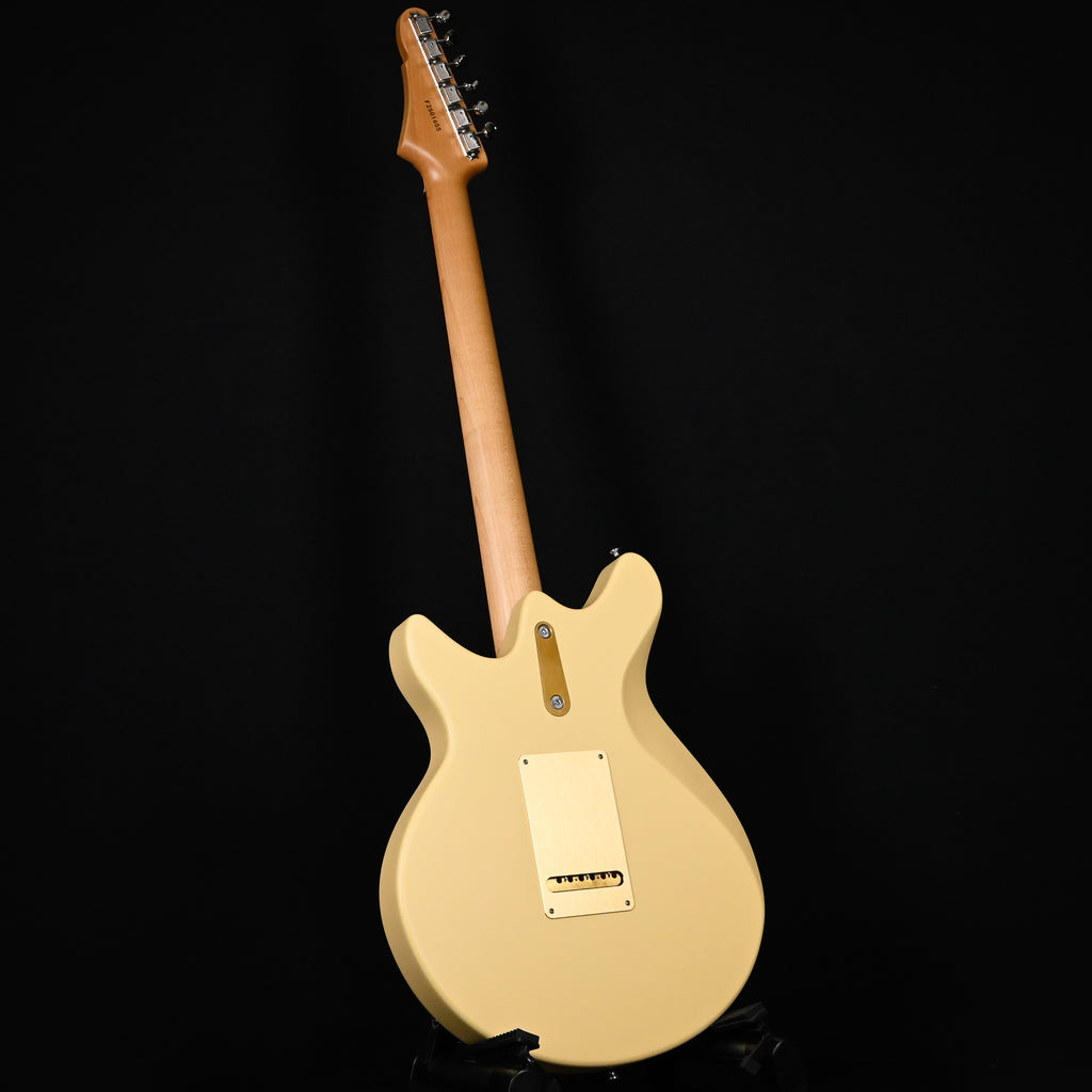 Eastman Fullertone DC '62 Electric Guitar- Desert Sand 2026 (F2501655)