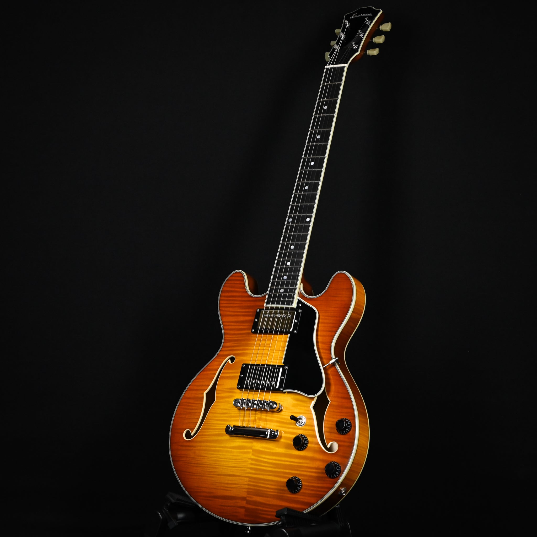 Eastman T484 Thinline Semi-Hollowbody Electric Guitar- Gold Burst 2026 (P2302624)
