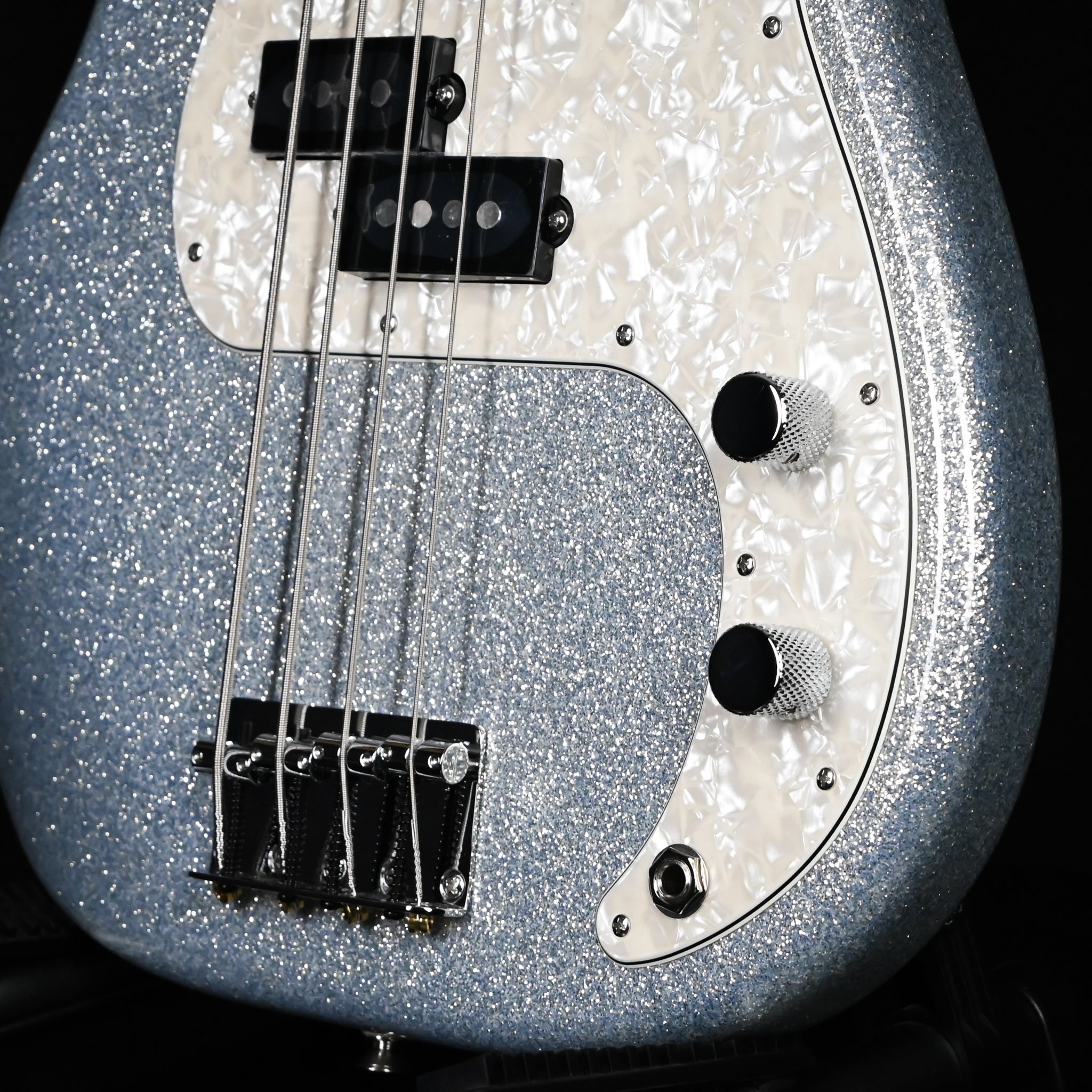 Fender 75th Anniversary Player II Precision Bass- Diamond Dust Sparkle 2026 (MXA26011692)