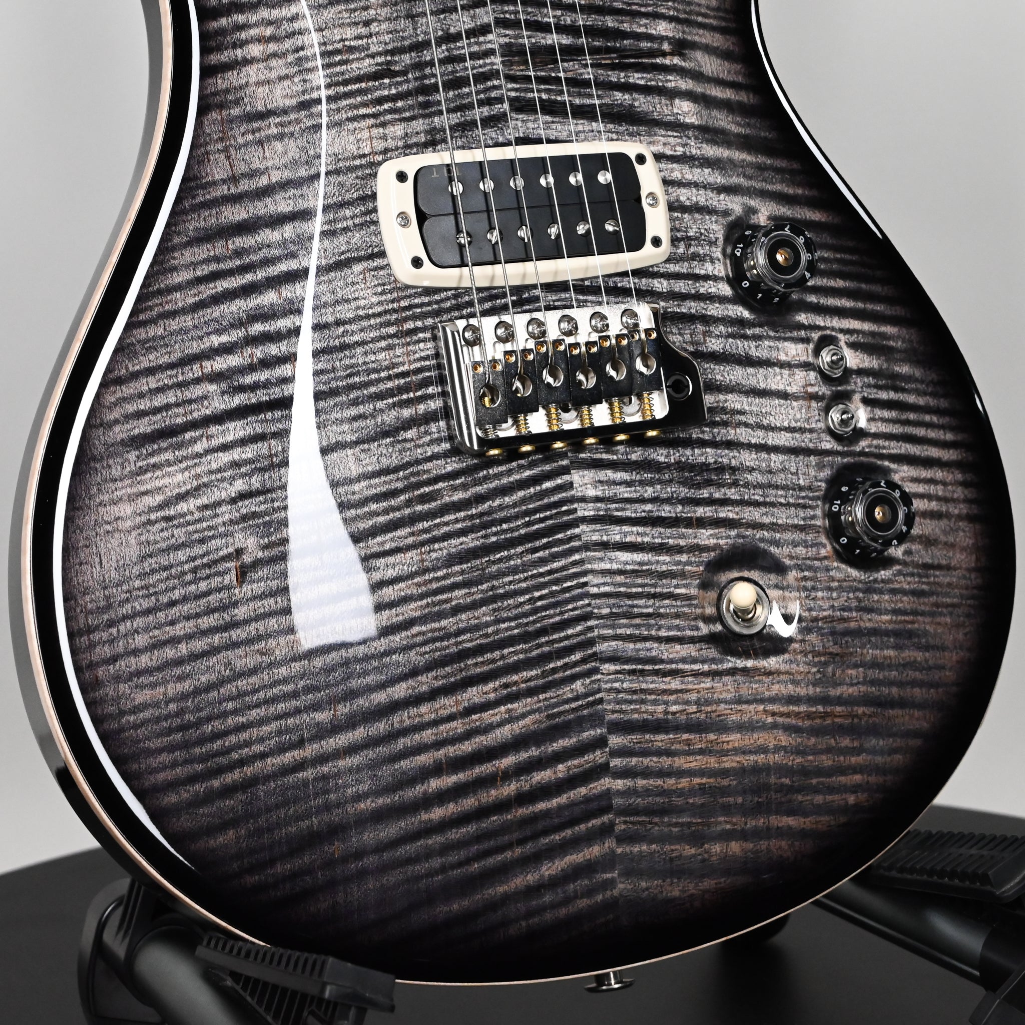 PRS Custom 24-08 Electric Guitar- Charcoal Burst 2025 (0420360)