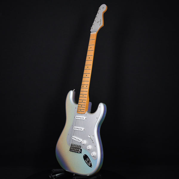 Fender H.E.R. Stratocaster Maple Fingerboard Chrome Glow (MX23004325)