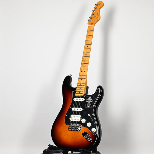 Fender American Professional Classic Stratocaster HSS- 3 Color Sunburst 2025 (US25092214)