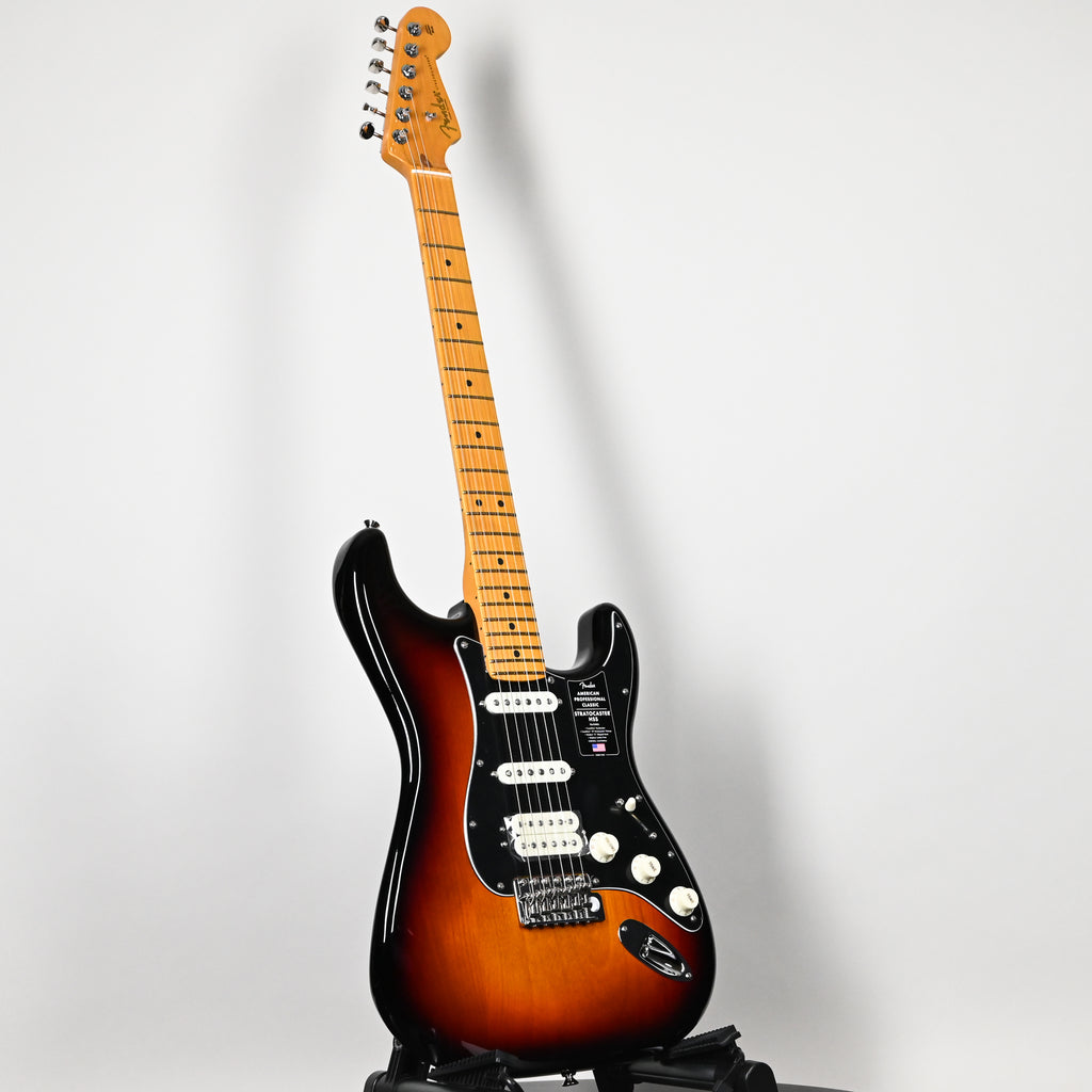 Fender American Professional Classic Stratocaster HSS- 3 Color Sunburst 2025 (US25092214)
