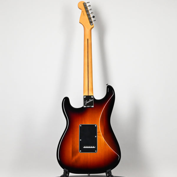 Fender American Professional Classic Stratocaster HSS- 3 Color Sunburst 2025 (US25092214)