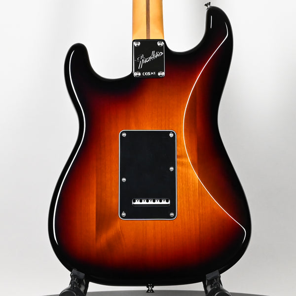 Fender American Professional Classic Stratocaster HSS- 3 Color Sunburst 2025 (US25092214)