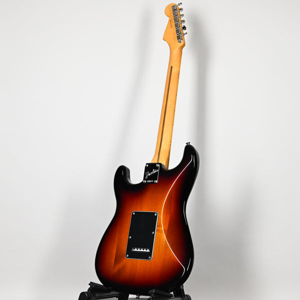 Fender American Professional Classic Stratocaster HSS- 3 Color Sunburst 2025 (US25092214)