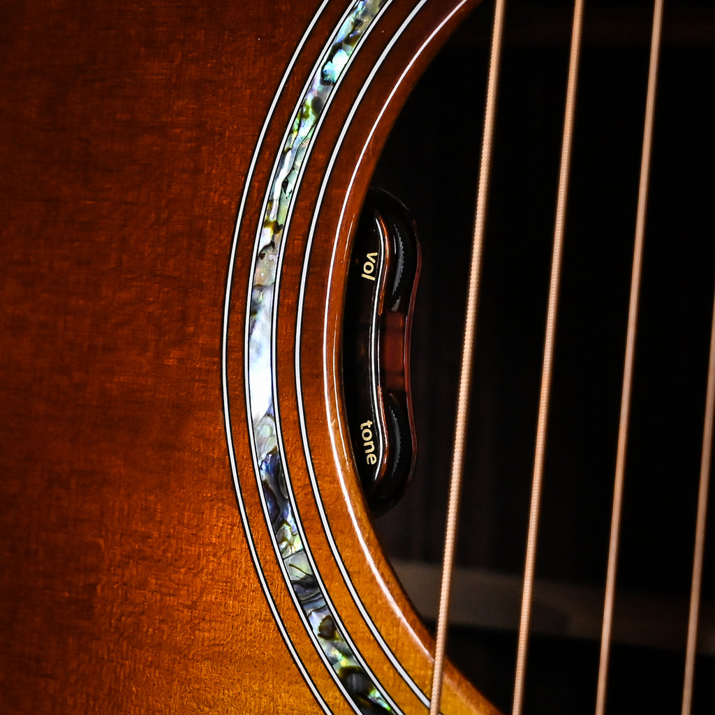 Gibson Custom Limited Edition Advanced Jumbo Anniversary Acoustic/ Electric Guitar- Cremona Burst 2026 (21126035)
