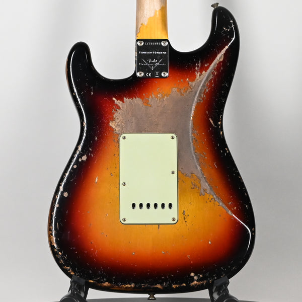 Fender Custom Shop Limited Edition 62/63 Stratocaster Super Heavy Relic- 3 Color Sunburst 2025 (CZ585883)