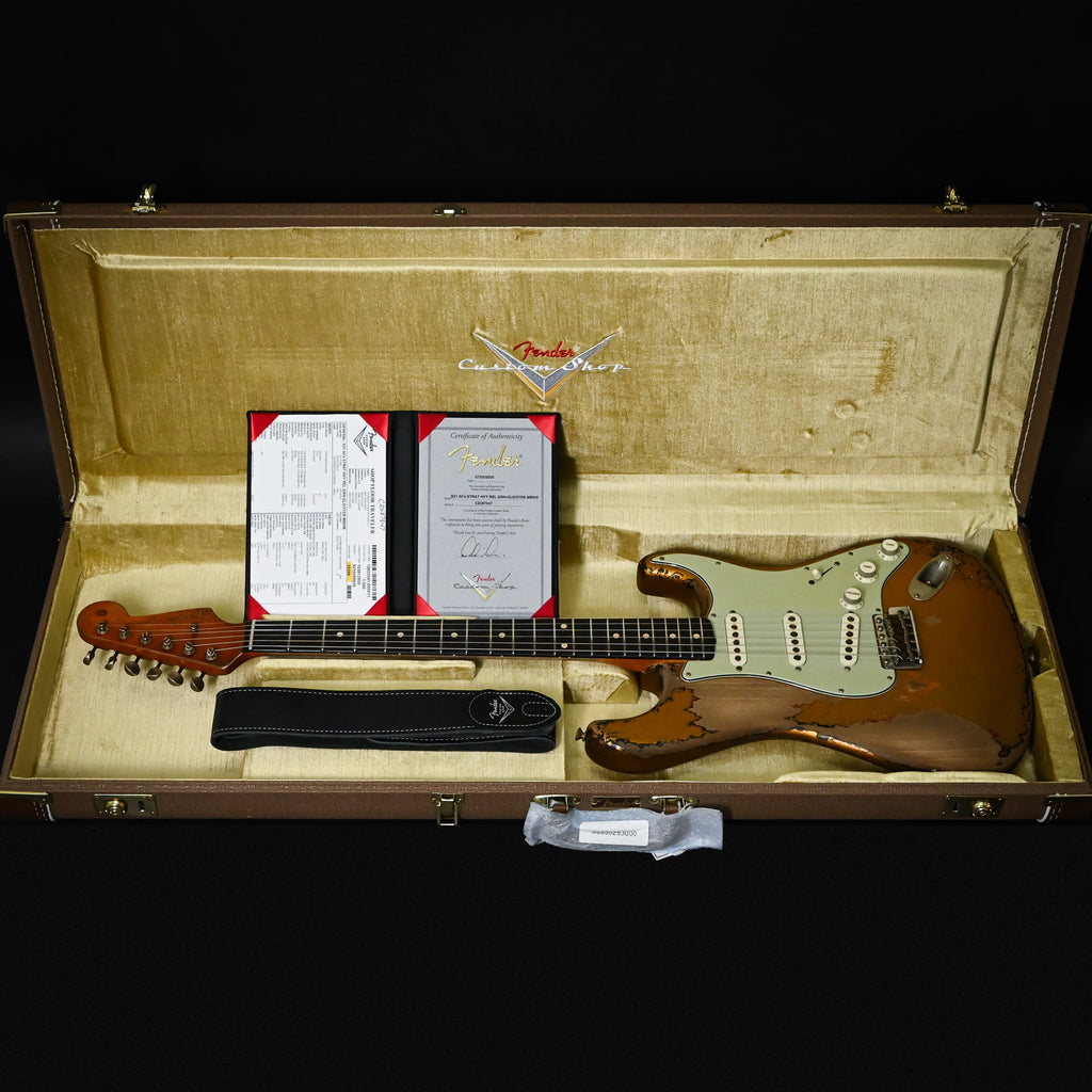 Fender Custom Shop Masterbuilt Dale Wilson '60s Stratocaster Heavy Relic- Green/ Gold Patina over 3-Tone Sunburst 2026 (CZ587347)