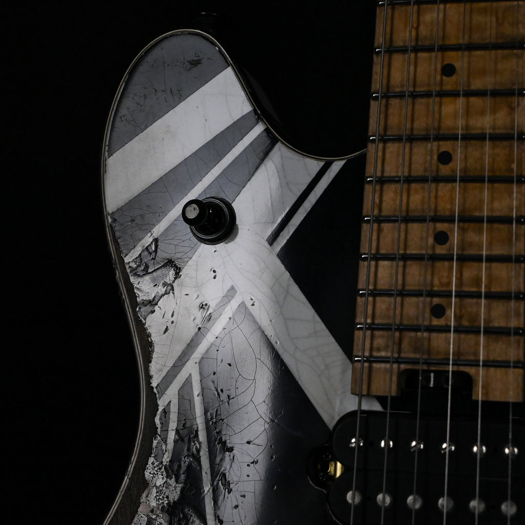 EVH Custom Shop USA NAMM 2025 Limited Edition Wolfgang HH w/ Floyd Rose- Black & White Stripes 2026 (WG17844A)