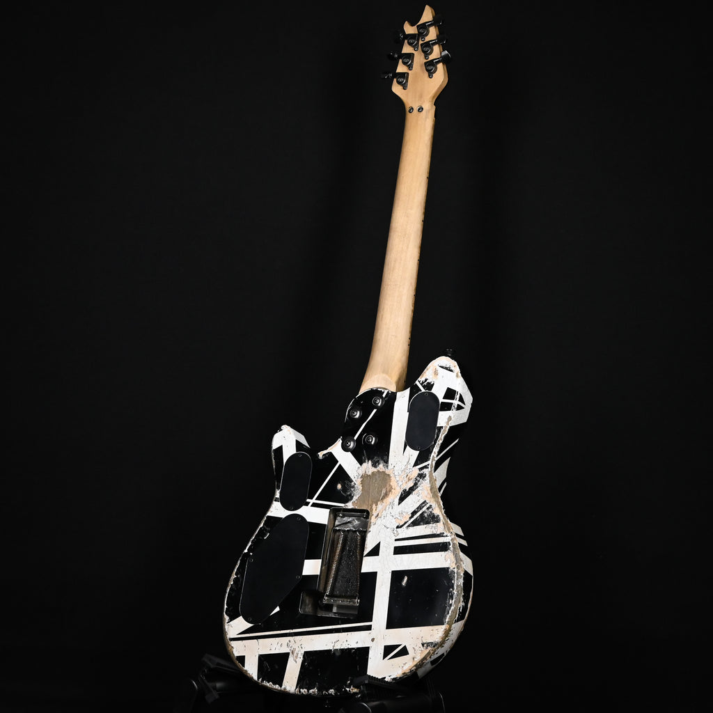 EVH Custom Shop USA NAMM 2025 Limited Edition Wolfgang HH w/ Floyd Rose- Black & White Stripes 2026 (WG17844A)