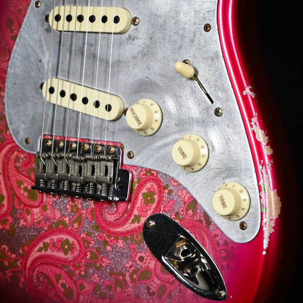 Fender Custom Shop Limited Edition El Diablo Stratocaster Relic- Aged Pink Paisley 2025 (CZ587165)