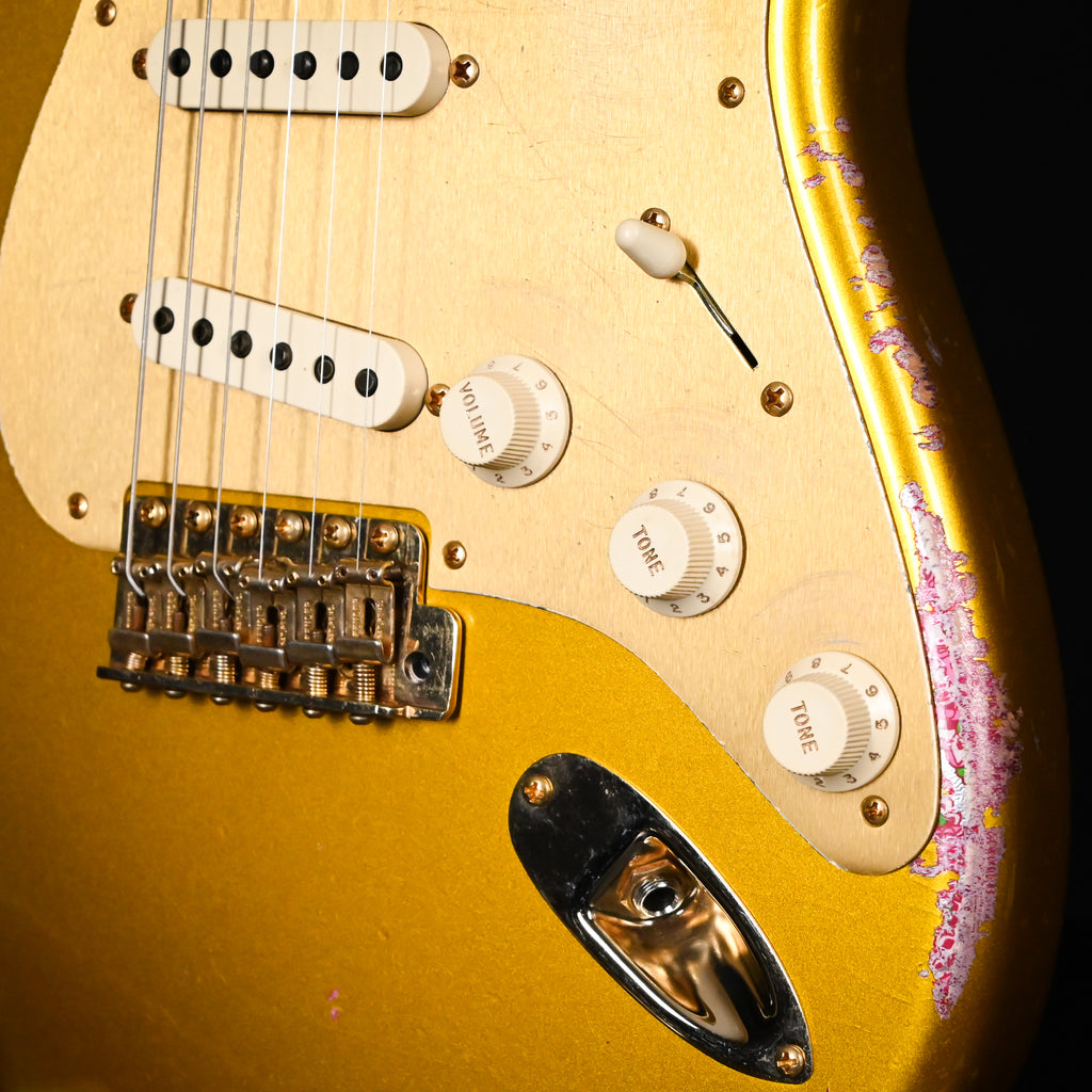 Fender Custom Shop 1962 Stratocaster w/ Gold Hardware Heavy Relic- Frost Gold/ Pink Paisley 2025 (R139381)