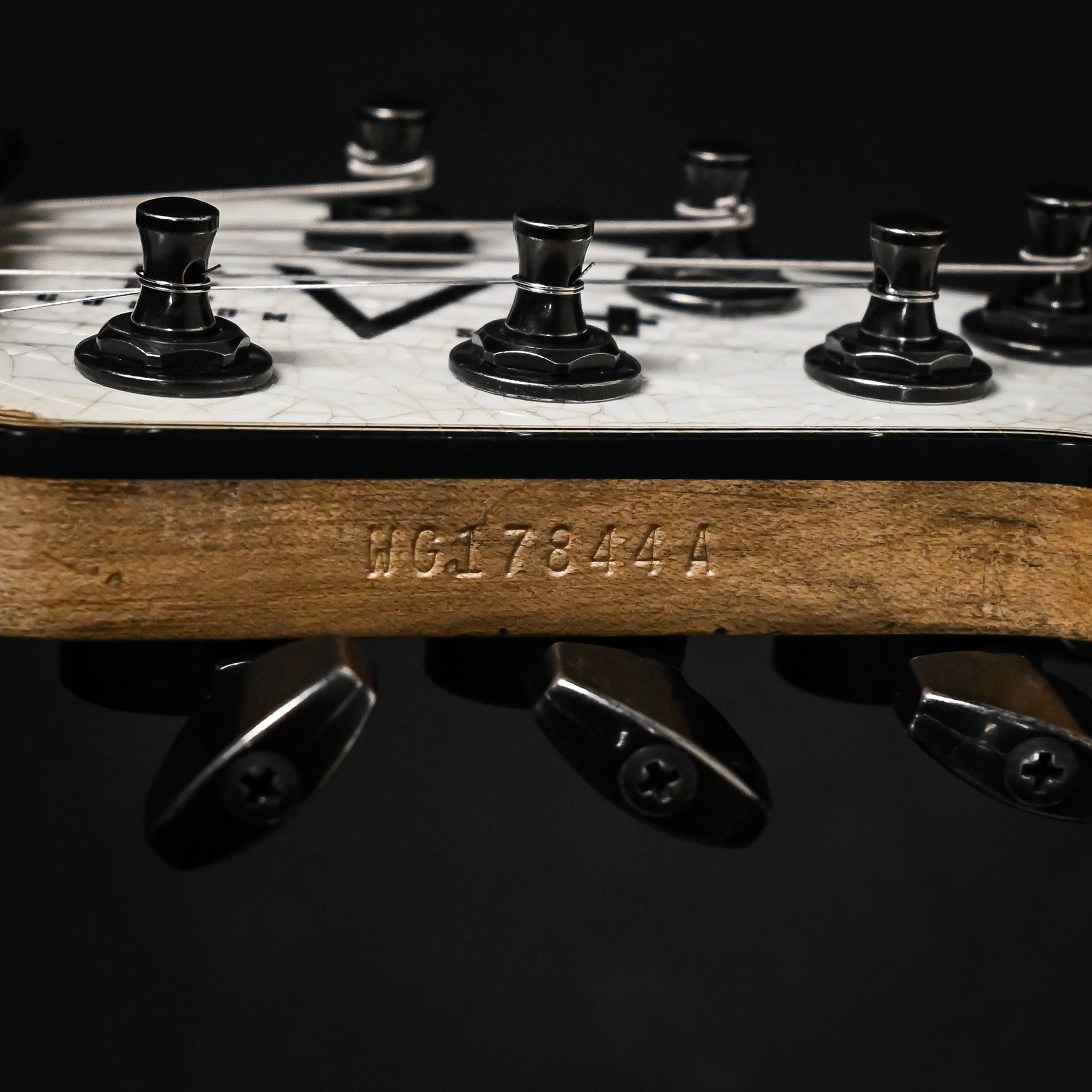 EVH Custom Shop USA NAMM 2025 Limited Edition Wolfgang HH w/ Floyd Rose- Black & White Stripes 2026 (WG17844A)