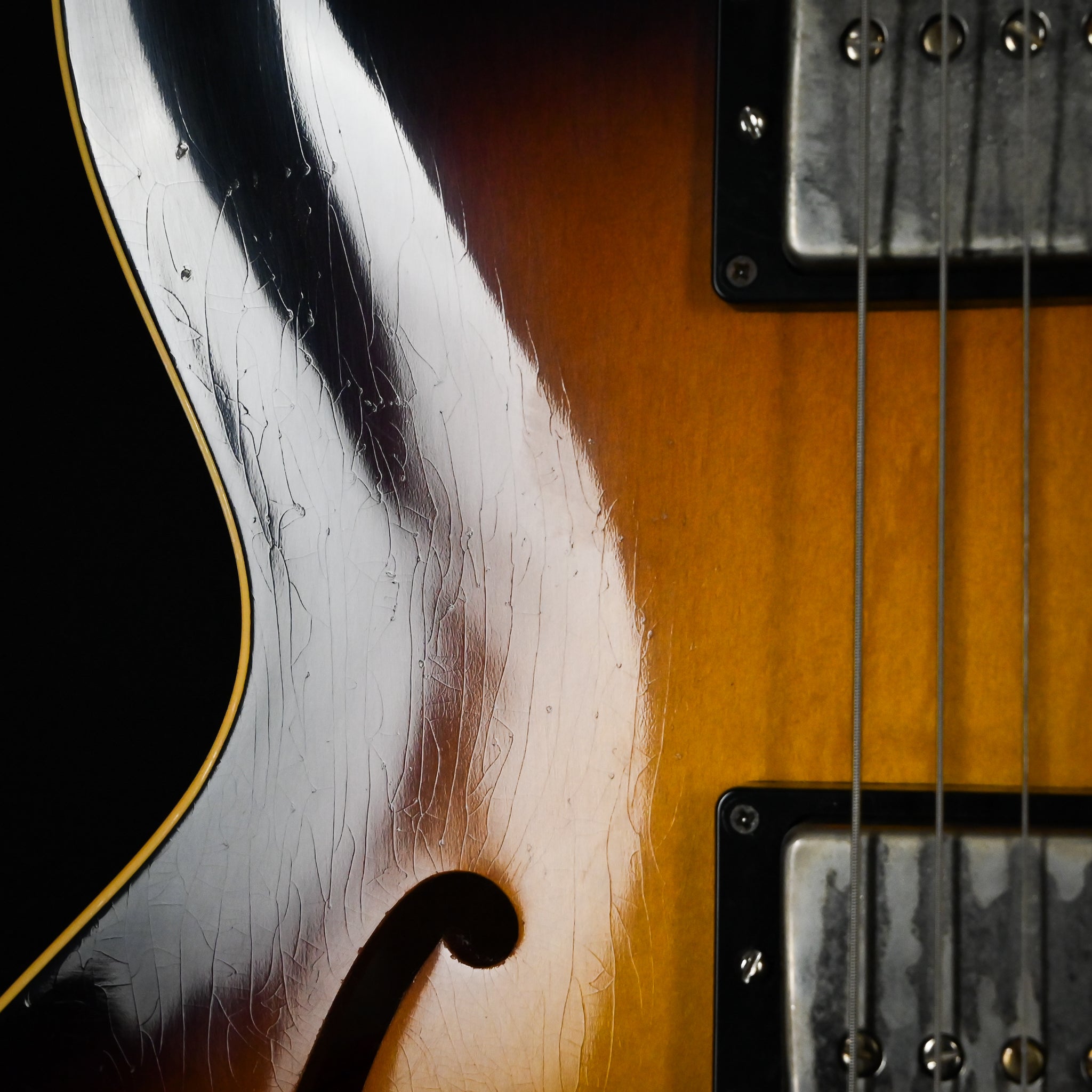 Gibson Slash 1963 ES-335 Collector’s Edition Vintage Sunburst SLASH 335 Limited to 50 Worldwide Slash Signed (#50 of 50)