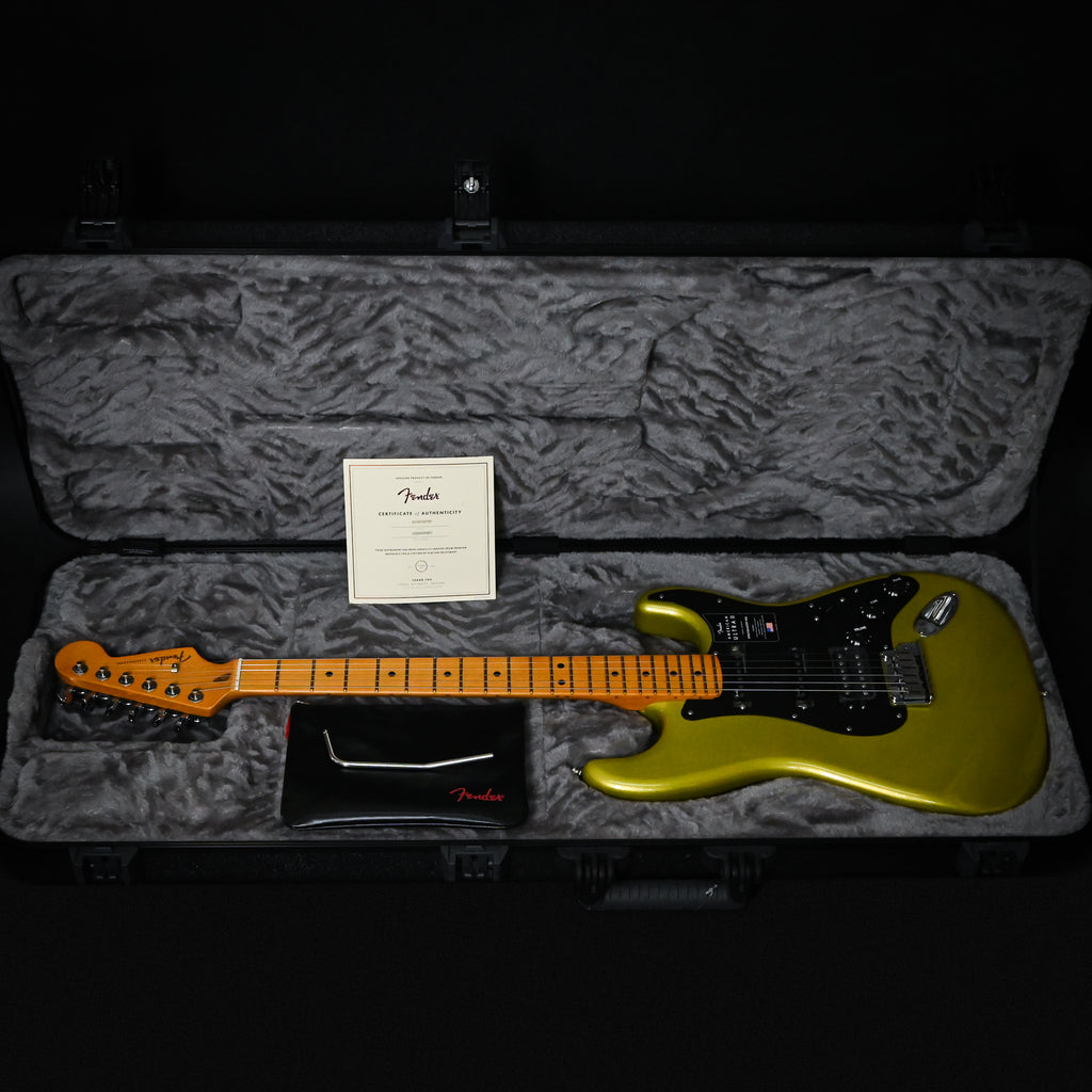 Fender American Ultra II Stratocaster HSS w/ Maple Fingerboard- Solar Flare 2025 (US25034951)
