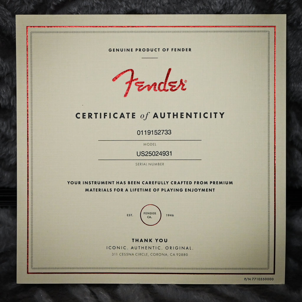 Fender American Ultra II Stratocaster HSS w/ Maple Fingerboard- Solar Flare 2025 (US25024931)