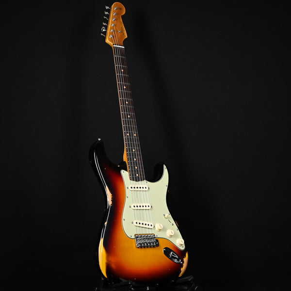 Fender Custom Shop Late-1962 Stratocaster Relic w/ Closet Classic Hardware- 3 Color Sunburst 2025 (CZ582422)