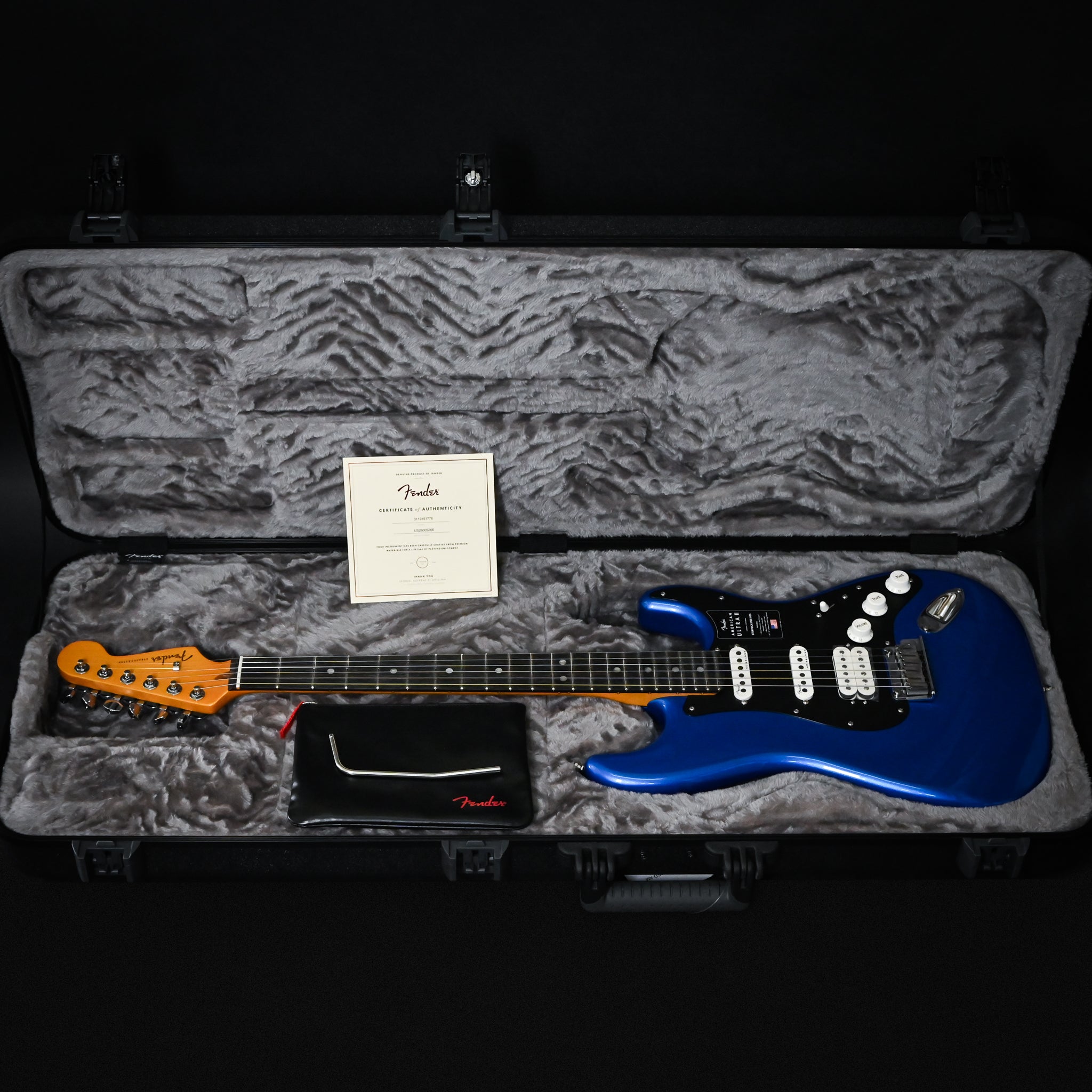 Fender American Ultra II Stratocaster HSS w/ Ebony Fingerboard- Noble Blue 2026 (US26005266)
