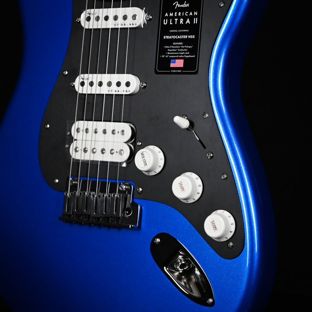 Fender American Ultra II Stratocaster HSS w/ Ebony Fingerboard- Noble Blue 2026 (US26005266)