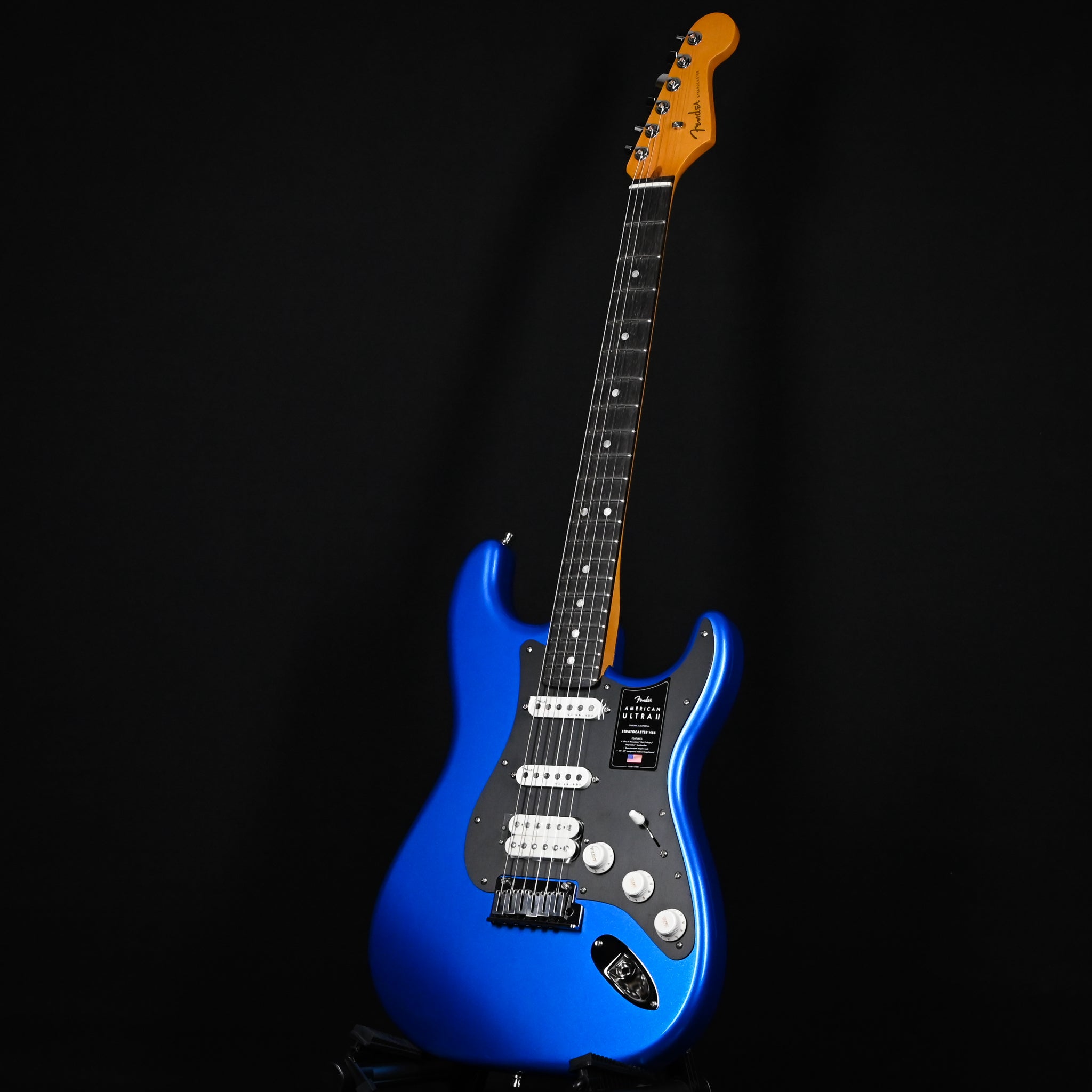 Fender American Ultra II Stratocaster HSS w/ Ebony Fingerboard- Noble Blue 2026 (US26005266)