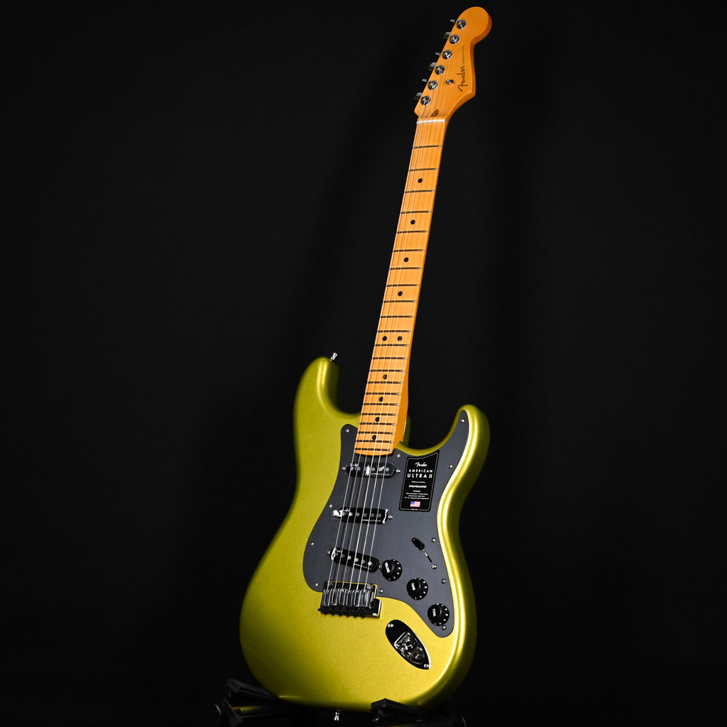 Fender American Ultra II Stratocaster w/ Maple Fingerboard- Solar Flare 2026 (US26004150)