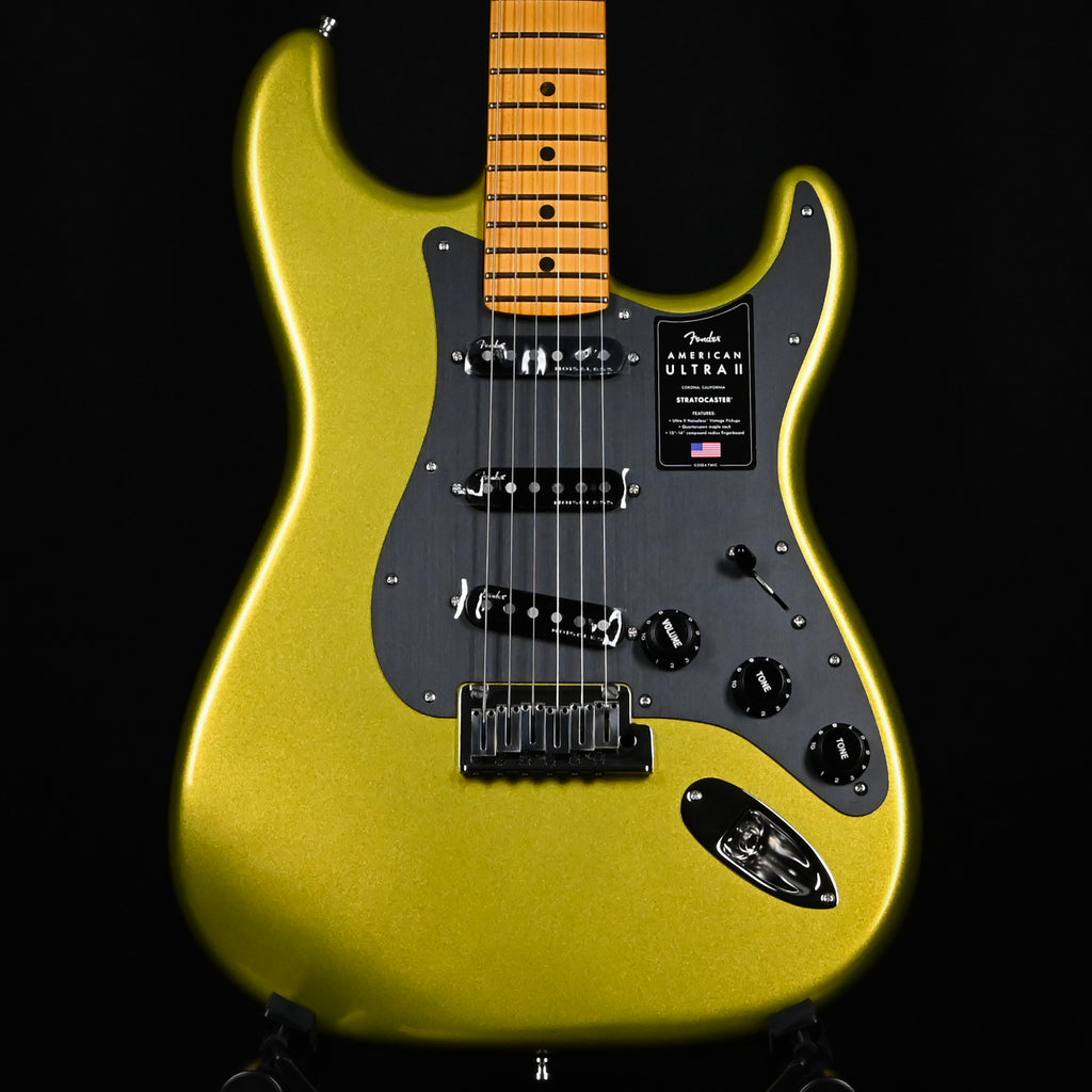 Fender American Ultra II Stratocaster w/ Maple Fingerboard- Solar Flare 2026 (US26004150)