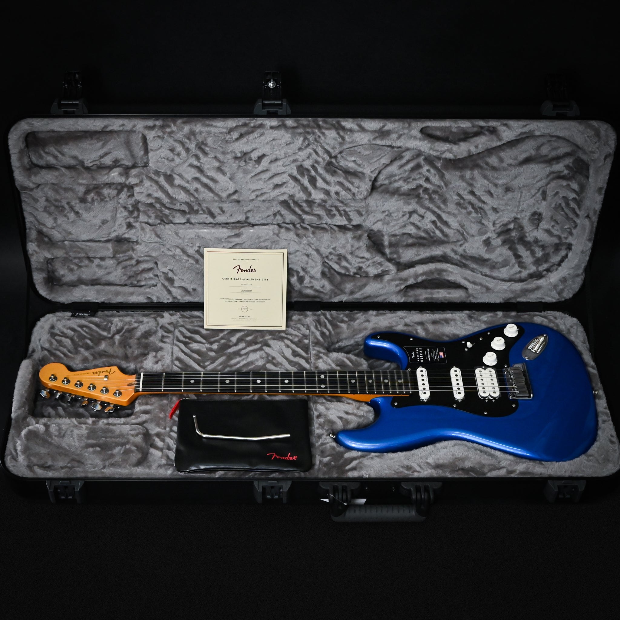 Fender American Ultra II Stratocaster HSS w/ Ebony Fingerboard- Noble Blue 2026 (US26006251)
