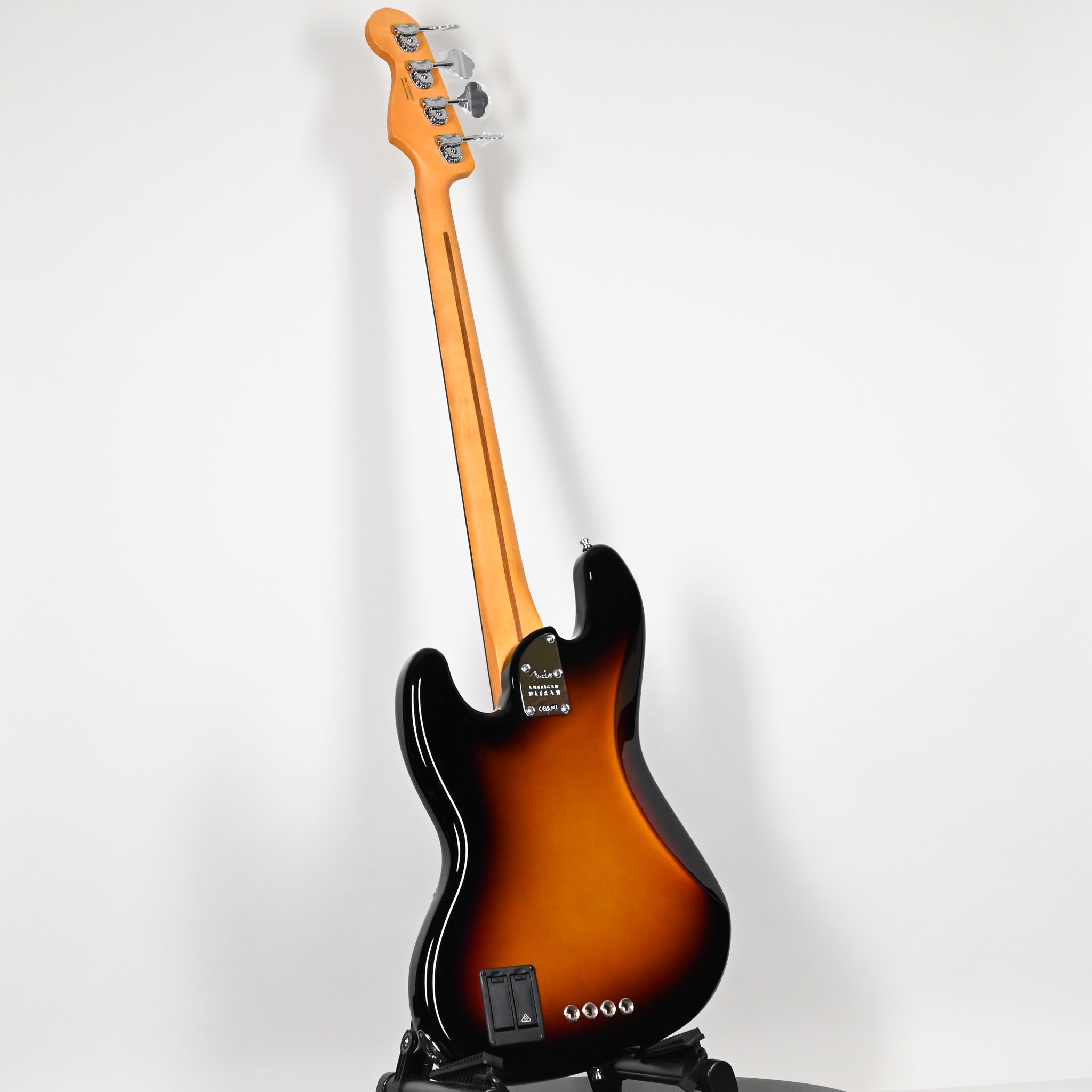 Fender American Ultra II Jazz Bass w/ Ebony Fingerboard- Ultra Burst 2026 (US26005417)