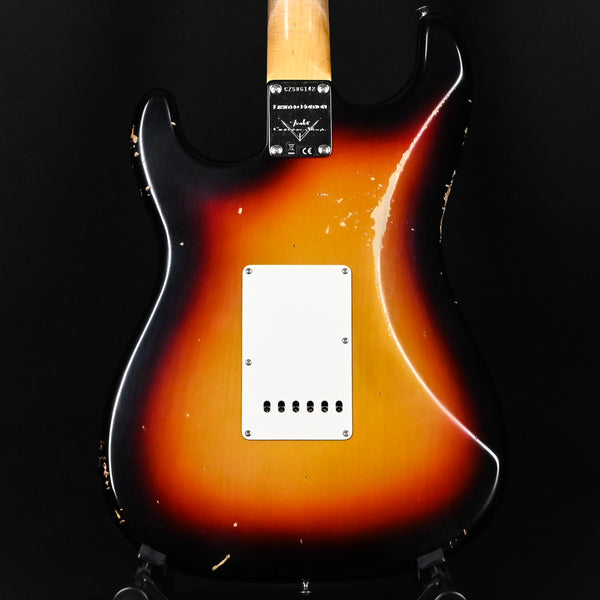 Fender Custom Shop Limited Edition Custom '68 Stratocaster Relic w/ Closet Classic Hardware- 3 Color Sunburst 2025 (CZ586142)