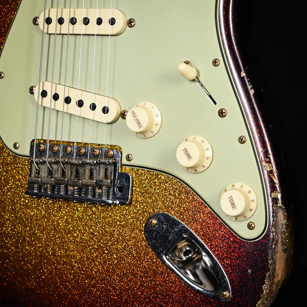 Fender Custom Shop '62 Stratocaster Heavy Relic- Faded Aged 3 Color Sunburst 2025 (CZ584614)