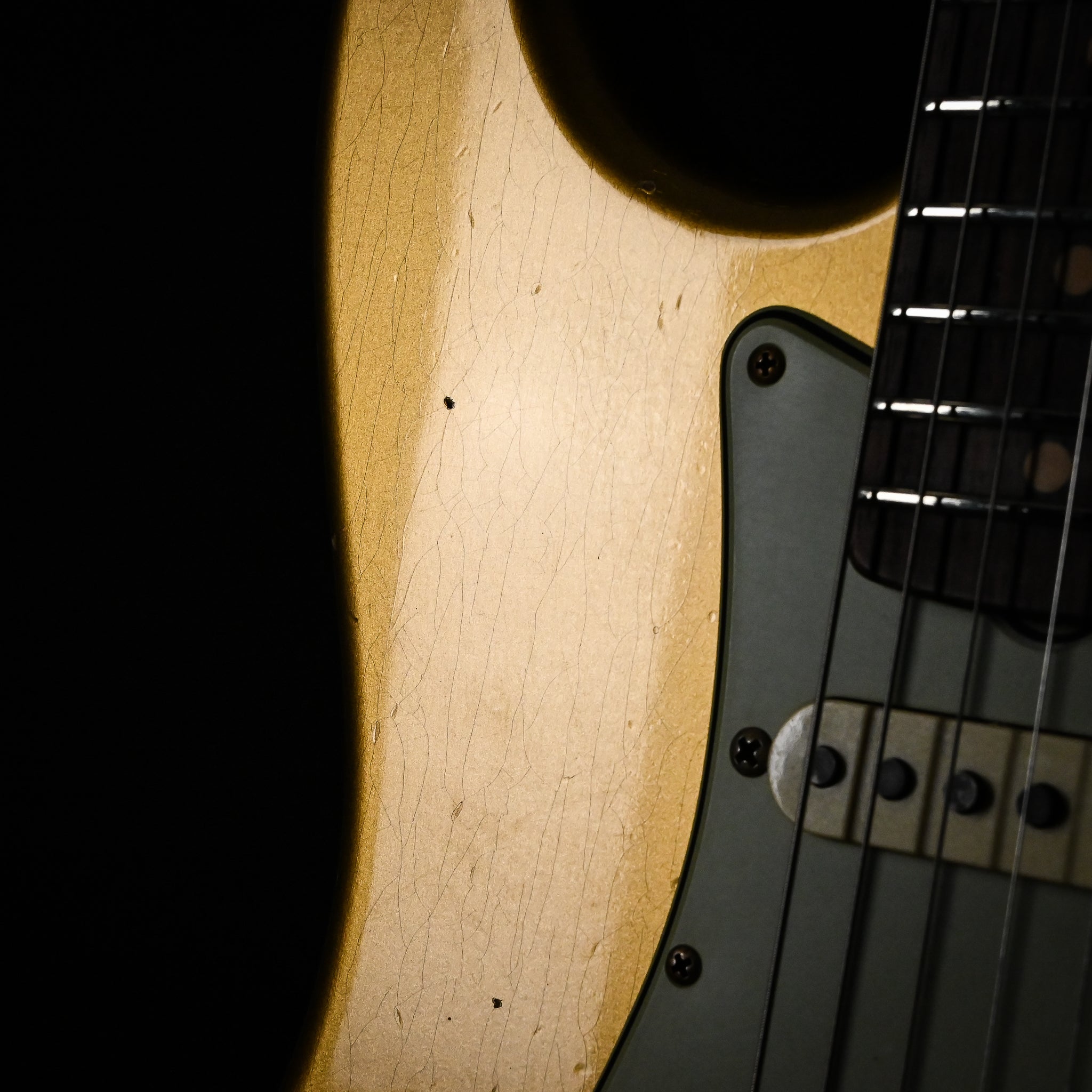 Fender Custom Shop '60 Stratocaster Journeyman- Aged HLE Gold 2025 (CZ584320)