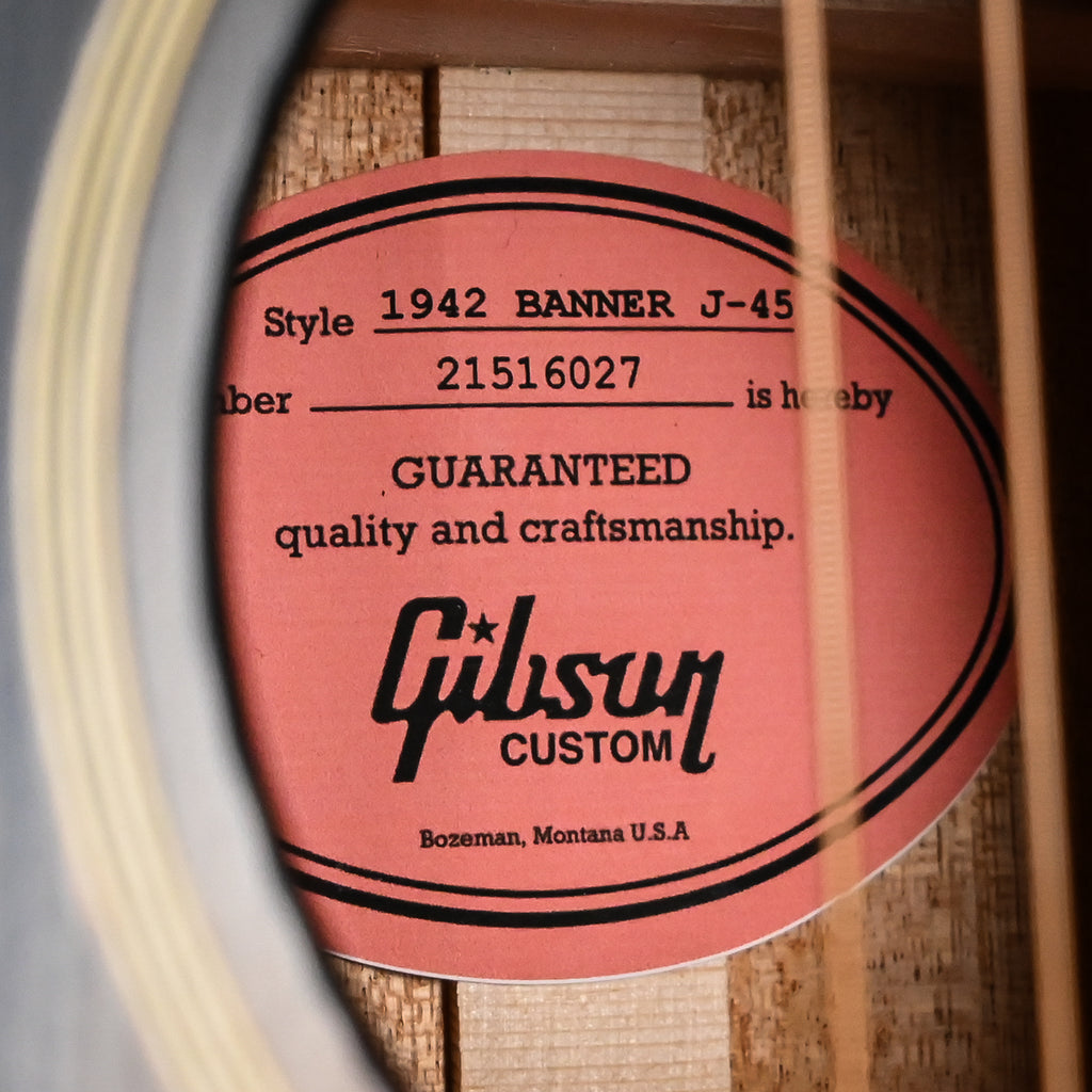 Gibson Custom 1942 Banner J-45 Reissue- Vintage Sunburst 2026 (21516027)